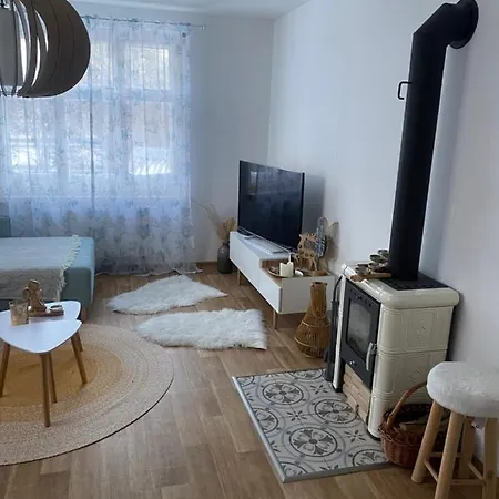 Na Kamenci Apartment *